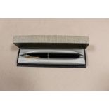 A BOXED VINTAGE PARKER SLIMFOLD M FOUNTAIN PEN WITH 14K GOLD NIB