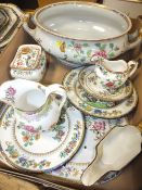 A QUANTITY OF SPODE 9720 FLORAL AND PEACOCK DINNERWARE TO INCLUDE A COLLECTION OF LARGE MEAT PLATES
