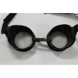 A PAIR OF VINTAGE DRIVING GOGGLES