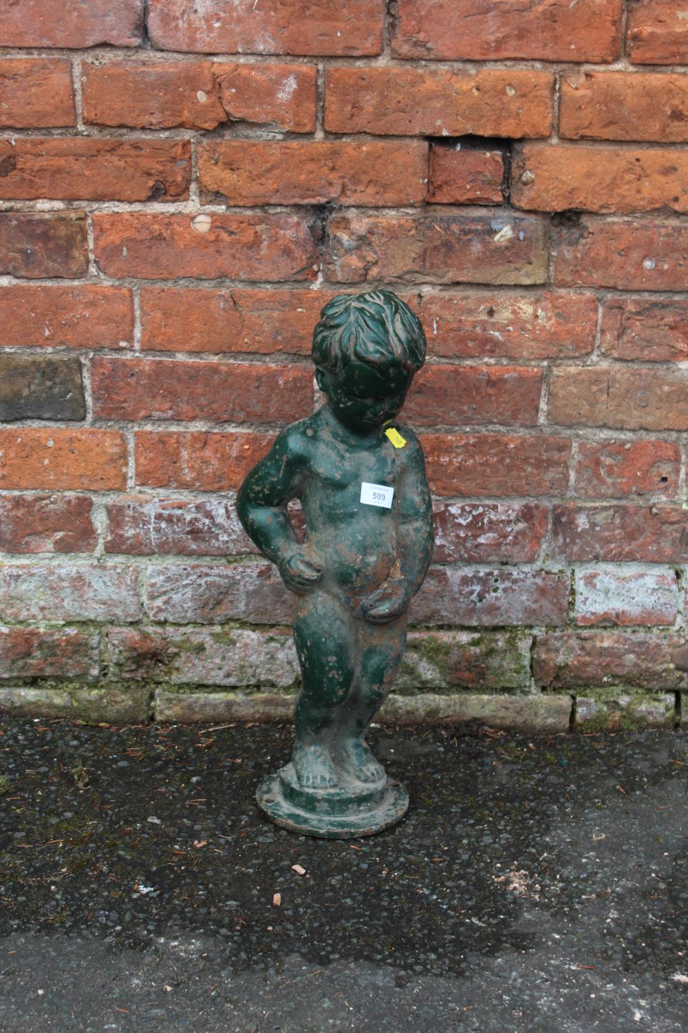 A VINTAGE CAST IRON FIGURE OF A YOUNG BOY - Image 2 of 3