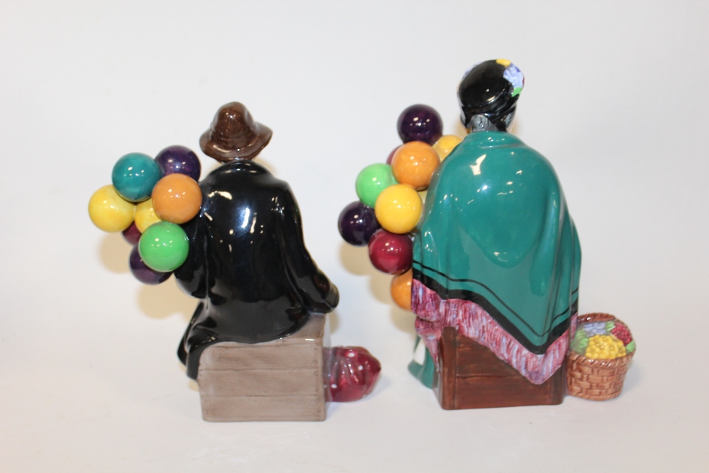 TWO ROYAL DOULTON FIGURES, THE BALLOON MAN HN1954 AND THE OLD BALLOON SELLER HN1315 (2) - Image 2 of 3