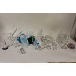 A COLLECTION OF GLASS ANIMALS