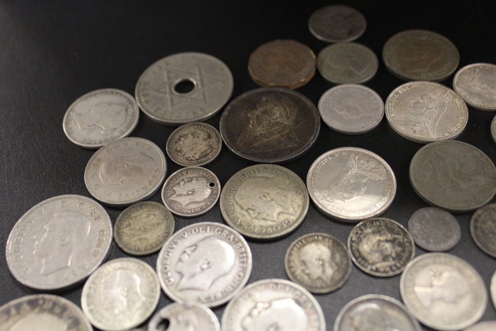A QUANTITY OF MOSTLY ANTIQUE BRITISH AND WORLD COINS TO INCLUDE VICTORIAN SILVER EXAMPLES - Image 3 of 7