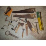 A SELECTION OF INTERESTING VINTAGE TOOLS