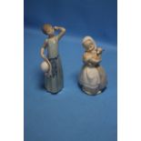 A PAIR OF FIGURINES - ONE LLADRO, ONE NAO