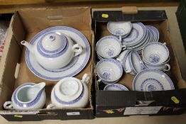 AN ORIENTAL BLUE AND WHITE RICE PATTERN TEA SET