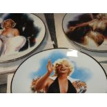 A BOX OF MARILYN MONROE COLLECTORS PLATES TO INCLUDE THE HAMILTON COLLECTION