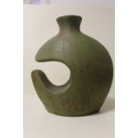 A MODERN LARGE TERRACOTTA MODERNIST STYLE VASE - H 42 CM