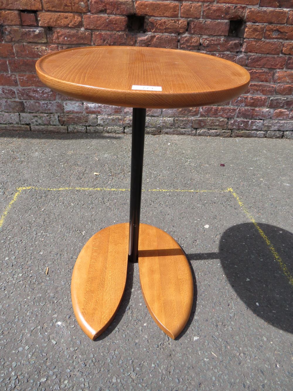 A MODERN LAMP TABLE