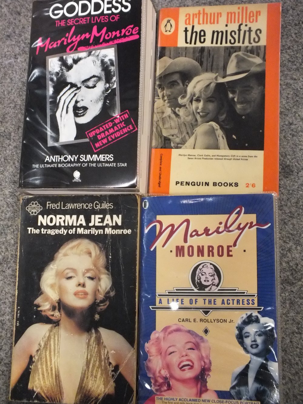 A BOX OF MARILYN MONROE RELATED PAPERBACK BOOKS TO INCLUDE THE POCKET PLAYBOY - Image 4 of 7