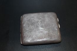 A HALLMARKED SILVER ENGRAVED CIGARETTE CASE APPROX WEIGHT 90G