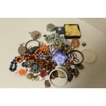 A BOX OF ASSORTED COSTUME JEWELLERY ETC.