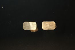 A PAIR OF HALLMARKED 9 CARAT GOLD CUFFLINKS APPROX WEIGHT -N 5.3G