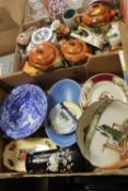 TWO TRAYS OF ASSORTED CERAMICS TO INCLUDE A SPODE ITALIAN DESIGN BOWL, ROYAL DOULTON ETC.