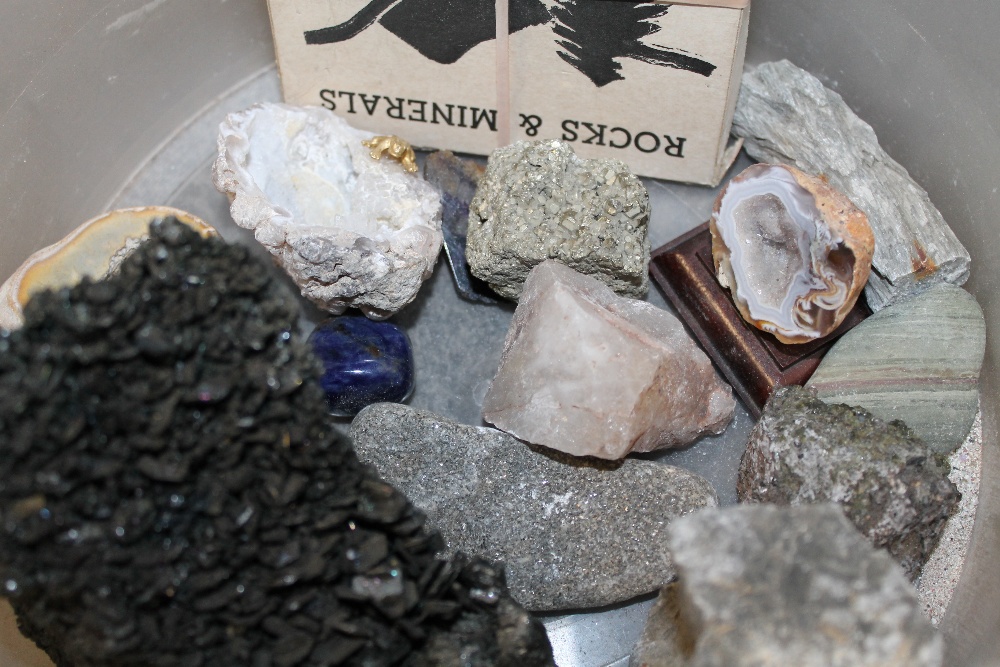 A TUB OF GEOLOGICAL SPECIMENS - Image 2 of 2