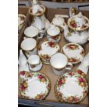 FOUR TRAYS OF ROYAL ALBERT OLD COUNTRY ROSES CHINA