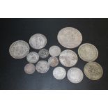 A COLLECTION OF ANTIQUE WHITE METAL COINAGE TO INCLUDE FLORINS, SILVER THREEPENNIES ETC.