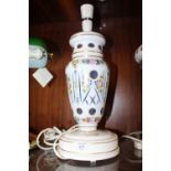 A VINTAGE HAND PAINTED BLUE GLASS TABLE LAMP WITH WHITE GLASS OVERLAY H - 45CM