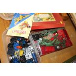 A QUANTITY OF VINTAGE MECCANO METAL TOYS