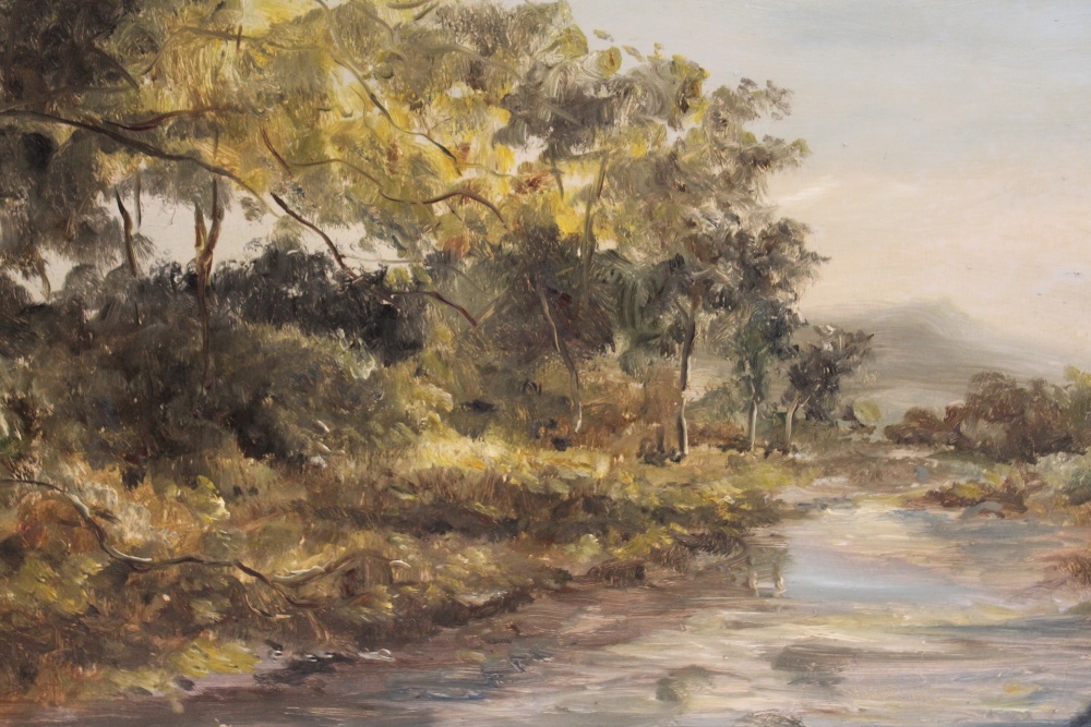 A GILT FRAMED OIL ON BOARD OF A RURAL RIVER LANDSCAPE WITH COTTAGE 45CM X 106CM - Image 2 of 3