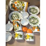 A TRAY OF SUSAN WILLIAMS-ELLIS ORANGES AND LEMONS PATTERN TEAWARE ETC TOGETHER WITH A SMALL BOX OF