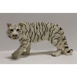 A LARGE RESIN FIGURE OF A WHITE TIGER L- 46CM