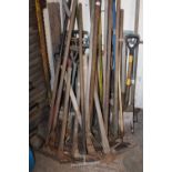 A LARGE QUANTITY OF GARDENING TOOLS