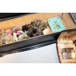 A BOX OF ASSORTED COSTUME JEWELLERY TO INCLUDE A GLOVE BOX AND CONTENTS, SILVER EXAMPLES ETC.