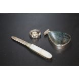 A SMALL SILVER BLADED FRUIT KNIFE, A SILVER RING AND A SILVER AND POLISHED STONE PENDANT (3)