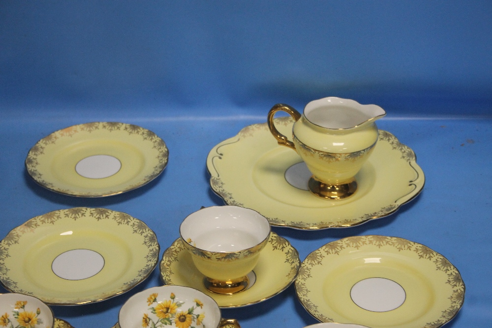 A YELLOW PATTERNED TEA SET - Image 3 of 3