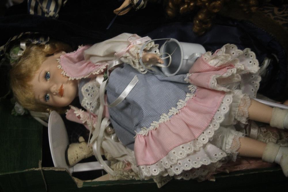 A BOX OF PORCELAIN HEADED COLLECTORS DOLLS - Image 2 of 3