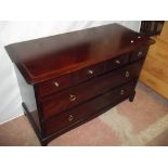 A STAG MINSTREL 4 OVER 2 CHEST OF DRAWERS