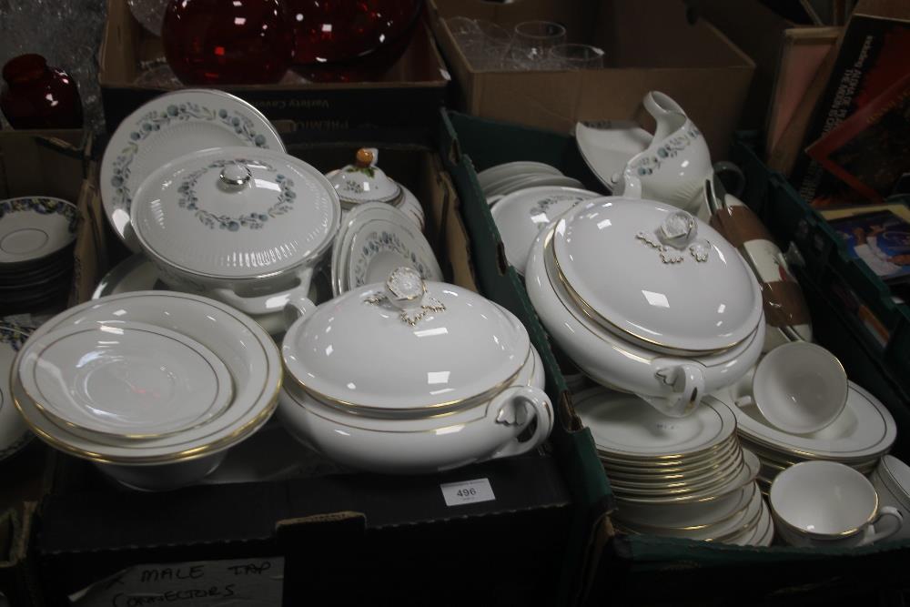 A TRAY OF ROYAL WORCESTER DINNER WARE TOGETHER WITH OTHER CHINA (TRAYS NOT INCLUDED)
