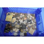 A TRAY OF MAINLY BRITISH COINAGE TO INCLUDE DECIMAL COIN SET, ALBUM, ETC