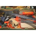 A TRAY OF HORNBY TRIANG ETC