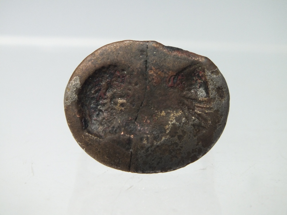 A BRONZE ROMAN HEAD SEAL RING TOP, on later brass ring with additional white metal insert - Image 2 of 3