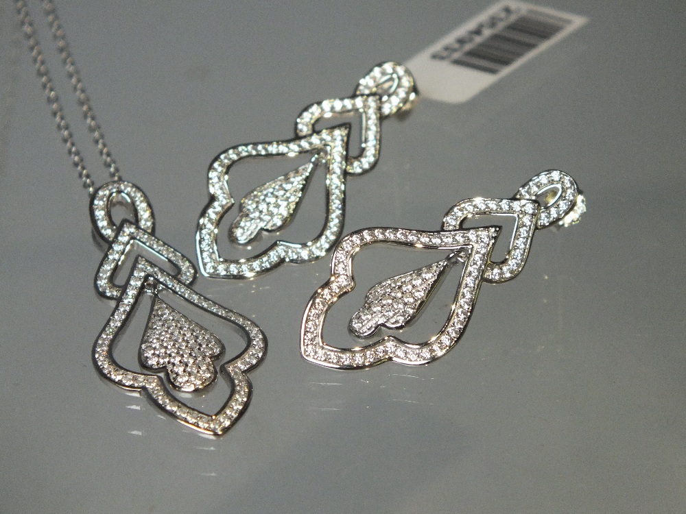 A COLLECTION OF SIX MODERN SILVER PENDANT AND EARRINGS JEWELLERY SETS, to include QVC Diamonique - Image 7 of 8