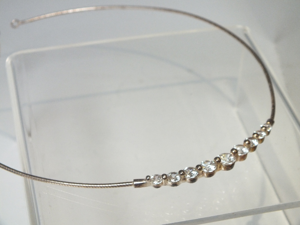 A COLLECTION OF MODERN SILVER JEWELLERY ITEMS, to include QVC Diamonique examples, comprising a - Image 6 of 6
