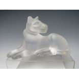 RENÉ LALIQUE (1860-1945). CRYSTAL FROSTED GLASS 'SIMBA' LIONESS FIGURINE / SCULPTURE, model 11662,