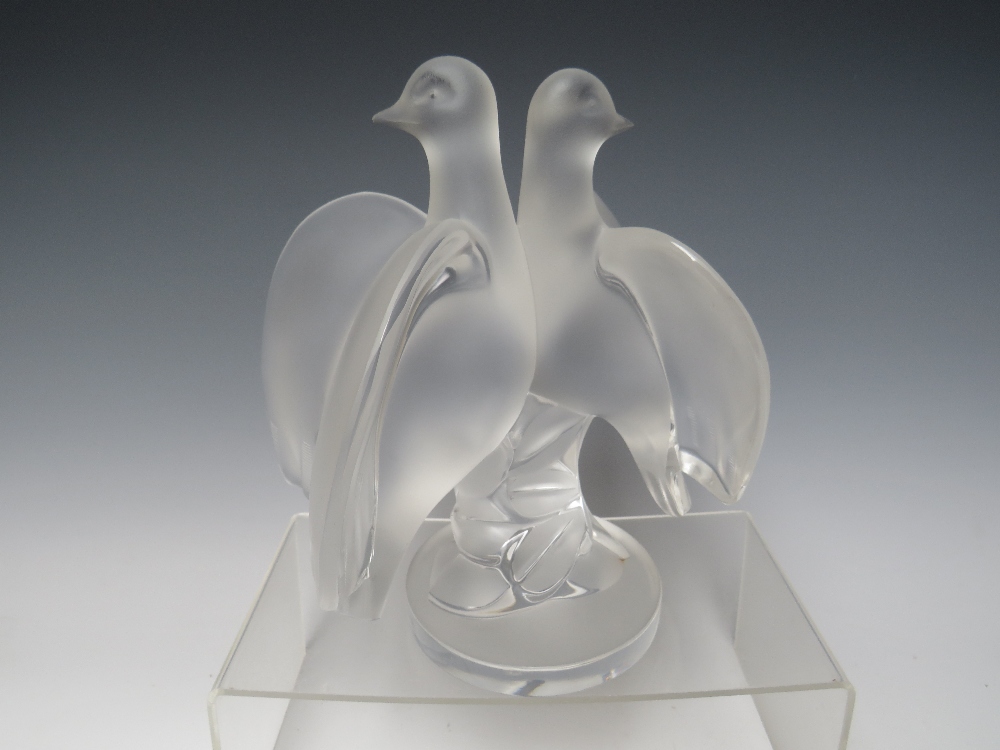 RENÉ LALIQUE (1860-1945). CRYSTAL FROSTED GLASS ARIANE DOVES FIGURINE, model 11638, engraved marks