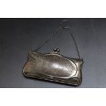 A HALLMARKED SILVER PURSE BY G NORMAN - BIRMINGHAM 1918, with fitted interior and on a ring