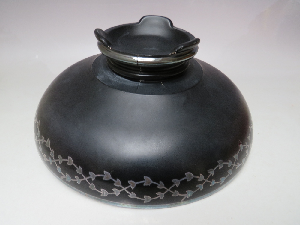 AN EARLY TO MID 20TH CENTURY FOOTED BLACK GLASS BOWL WITH WHITE METAL INLAY, of circular form with - Image 9 of 9