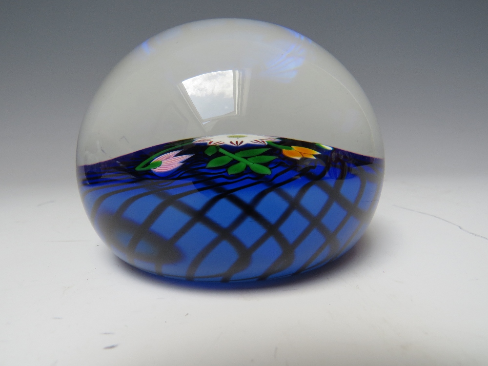 A PERTHSHIRE DOUBLE OVERLAY FLASH CUT GLASS PAPERWEIGHT, internally decorated with a single flower - Image 8 of 10