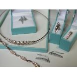 A COLLECTION OF MODERN SILVER JEWELLERY ITEMS, to include QVC Diamonique examples, comprising a