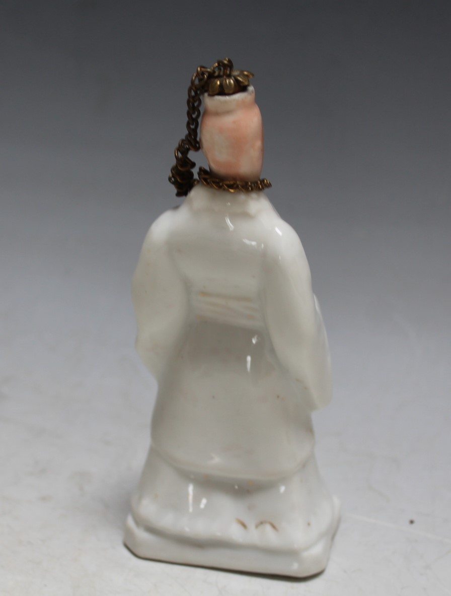 A NOVELTY PORCELAIN SCENT BOTTLE, modelled as an oriental figure, H 12 cm - Image 2 of 3