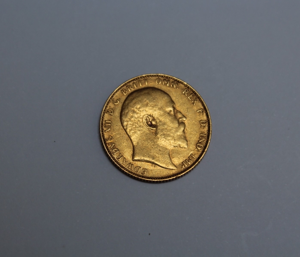 AN EDWARD VII SOVEREIGN DATED 1908