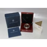 A CASED ROYAL MINT LIMITED EDITION 2017 GOLD PROOF FIVE POUND QEII SAPPHIRE JUBILEE COIN, with