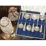 A CASED SET OF SIX ORIENTAL WHITE METAL TEA SPOONS, TOGETHER WITH AN ORIENTAL COPPER PICTURE FRAME
