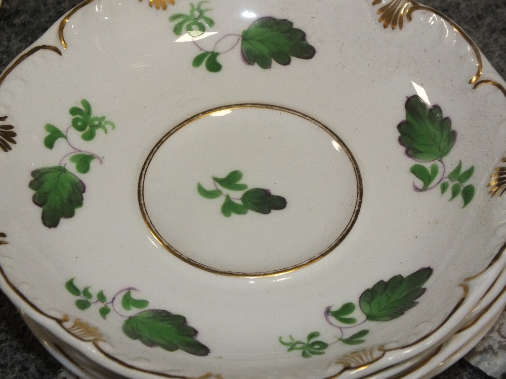 A BOX OF ANTIQUE DAVENPORT LEAF PATTERN CHINA - Image 2 of 3