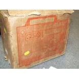 A BOXED VINTAGE EUMIG MARK 501 PROJECTOR TOGETHER WITH A PROJECTOR SCREEN